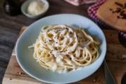 Spaghetti Cacio e Pepe authentiques