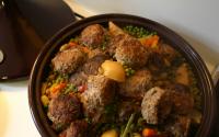 Tajine de légumes et boulettes Keftas