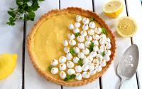 Tarte au citron et sa meringue dorée au four