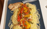 Spaghettis aux poivrons et escalopes au coca