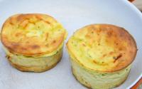 Recette rapide pour l’été : des mini-flans de courgettes à faire dans un moule à muffins !