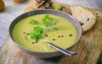 Connaissez-vous la bissara, cette soupe de pois cassés à faire avec seulement 3 ingrédients ?