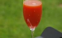 Smoothie tomates citrons et céleri