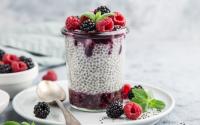 Pudding aux graines de chia et fruits rouges