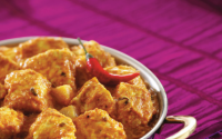 Curry de poulet sauce et pommes de terre (Murgh Aloo Masala)