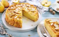 Gâteau invisible aux pommes, lait d'amandes et amandes