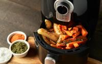 Vous cuisinez au air fryer ? Voici comment adapter toutes vos recettes prévues pour le four