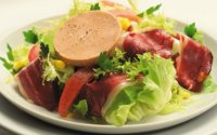 Salade gourmande au foie gras