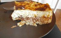 Pastitsio (gratin de pâtes grec à la viande hachée)