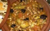 Tajine de poulet aux oignons et raisins secs