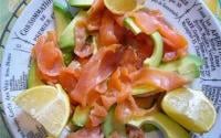 Salade avocat saumon