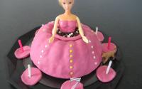 Gâteau anniversaire Barbie