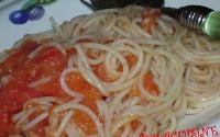 Spaghettis aux tomates pelées