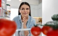 L’été, faut-il mettre les tomates au frigo ? Jamy Gourmaud de l’émission “C’est pas sorcier” met fin au débat