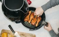 La cuisson à l’Air Fryer est-elle vraiment dangereuse pour la santé ? Une diététicienne fait le point