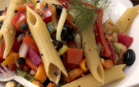 Salade de Mezze Penne aux légumes méditerranéens