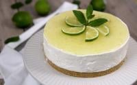 “Un vrai bonheur” : testez cette recette de cheesecake sans cuisson au citron vert, les lecteurs de 750g l’adorent !