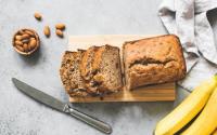 "C'est délicieux, c’est simple, c’est enfantin" : Philippe Conticini partage sa recette de gâteau à la banane