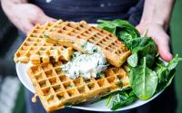 Gaufre épinard chèvre, choux farcis sans viande, curry de crevettes au lait de coco...Votre menu healthy de la semaine du 24 au 28 janvier par 750green