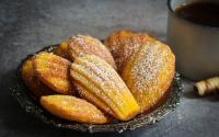 Cette recette va vous permettre de faire des madeleines légères et sans beurre grâce au yaourt