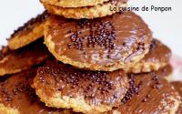 Biscuit granola et perles de chocolat