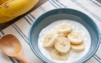 Voici les 5 aliments à associer à la banane au petit déjeuner pour bénéficier de ses bienfaits