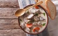 "Si vous faites ça, la viande sera dure" : notre chef partage ses astuces pour réussir la blanquette de veau à tous les coups !