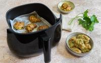 Ces beignets de courgette au Air Fryer est la recette parfaite pour vos prochains apéritifs estivaux !
