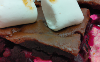 Brownie framboise et crème de chamallows