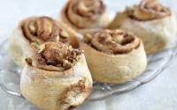 Cinnamon rolls