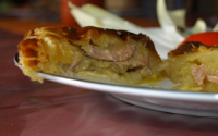Tarte fine aux pommes et foie gras