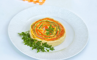 Changer de la tarte à la tomate : voici notre tartelette courgette-surimi, parfaite pour l’entrée !
