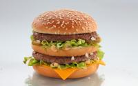 McDonald's va changer la recette de plusieurs de ses burgers incontournables