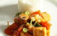 Tofu sauté aux tomates