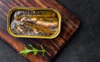 Voici comment réutiliser l’huile des sardines en boîte pour de savoureuses recettes