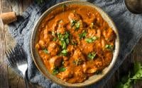 “J'ai essayé d'autres recettes sur le web, mais celle-ci est la meilleure” : notre poulet coco au curry à tester absolument !