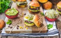 Mini-burgers aux steaks de haricots rouges