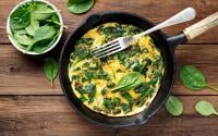 La green omelette : voici une recette saine et simple d’une nutritionniste pour se faire plaisir !