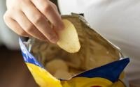 Un paquet de chips, c'est 14 morceaux de sucre ! Cette étude qui alerte sur la présence des sucres cachés