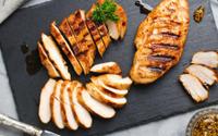 Poulet au barbecue : cette marinade change tout et le rend incroyablement savoureux