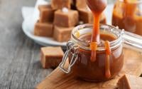 “Très simple à réaliser pour vos gaufres, vos crêpes, vos tartes” : une gagnante du Meilleur Pâtissier partage sa recette de caramel !