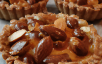 Tartelette aux amandes, carambar et gavottes