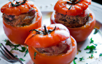 Tomates farcies aux trois viandes