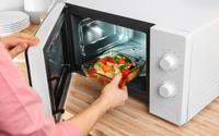 Voici pourquoi vous ne devez pas mettre votre plat au centre du micro-ondes