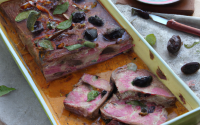 Terrine Tupperware de canard aux pruneaux