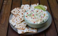 Riche en saveurs et rapide à préparer, ces rillettes au crabe, chèvre frais et citron vert seront parfaites à servir pour l’apéro