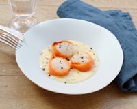 Saint-Jacques au saumon fumé, sauce beurre-citron
