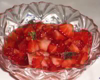 Tartare de fraises à la menthe poivrée