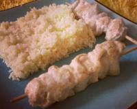 De savoureuses brochettes délicieusement parfumées qui tombent à pic pour un dîner léger et gourmand.