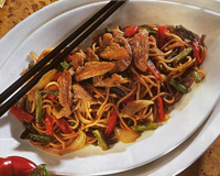 Porc sauté aux nouilles chinoises